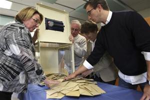 Conservadores vencem nos principais pa�ses em elei��es europeias