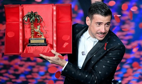 Francesco Gabbani é o grande vencedor de Sanremo 2017 Francesco Gabbani é o grande vencedor de Sanremo 2017