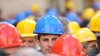 RELAT�RIO: Emprego e Casa Pr�pria j� n�o s�o garantias de bem-estar na It�lia