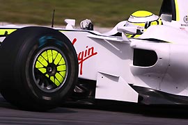Jason Button, da Brawn GP, fez o melhor tempo e largar� na poli position no GP da Mal�sia