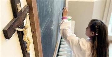 Corte Europ�ia acata recurso da It�lia contra proibi��es de crucifixos nas escolas 