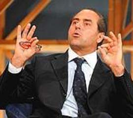 O l�der do It�lia dos Valores, Antonio di Pietro, conseguiu na justi�a que o chefe de estado l�bio, Muamar Kadhafi, n�o discursasse no Senado italiano