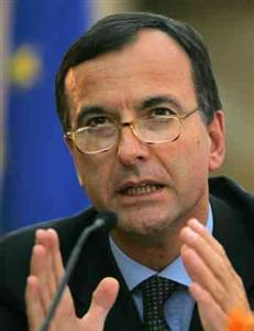 Ministro das Rela��es Exteriores da It�lia, Franco Frattini