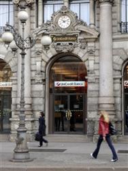 Ag�ncia do banco UniCredit em Mil�o