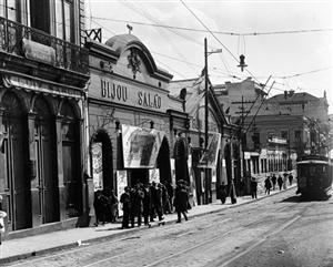 O vale do Anhangabaúpela lente do italiano Aurélio Becherini: o fotógrafo documentou as mudanças da cidade
