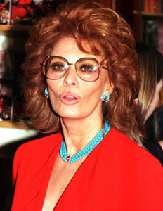 Sophia Loren se diz 'devastada' com a morte do cantor