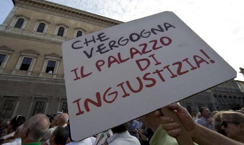 Manifestação em Roma em favor de Berlusconi