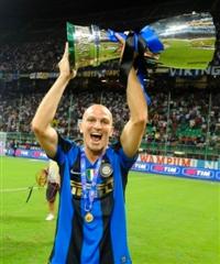 Cambiasso da Inter foi eleito o melhor do jogo entre Catania e Inter pela Rádio Italiana