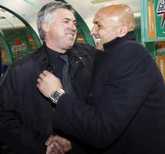 À esquerda Ancelotti do Milan, à direita Spalletti da Roma