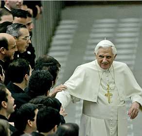 Bento XVI pede fim de preconceitos contra os cristãos
