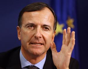 Ministro das Relações Exteriores da Itália, Franco Frattini