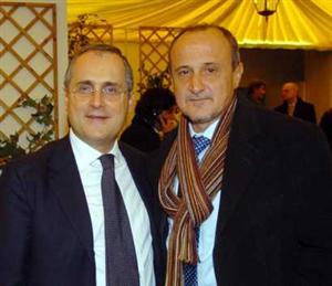 À esquerda o presidente Claudio Lotito e à direita o treinador Delio Rossi da Lazio