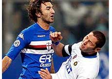 Delvecchio da Sampdoria fez muita falta ao seu time no jogo contra o Metalist da Ucrânia pela Copa da Uefa