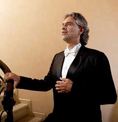 Andrea Bocelli, um dos mais populares cantores italianos, se apresentará no Parque da Independência em São Paulo