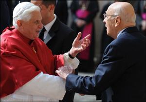 Papa Bento XVI e o presidente italiano Giorgio Napolitano