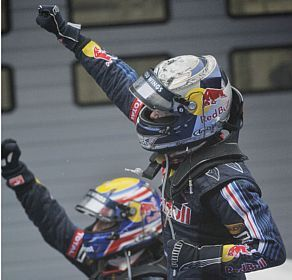Com o piloto australiano em primeiro, Red Bull comemora mais uma dobradinha e a diminuição da diferença para a líder BrawnGP
