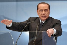 O primeiro ministro italiano, Silvio Berlusconi, anunciou que á Itália é o primeiro país a sair da crise