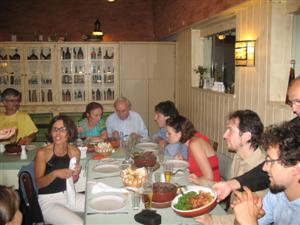 Confraternização marcou as boas vindas ao 8celli, no restaurante Bolinha em SP