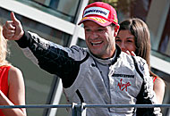 Barrichello vence o GP da Itália e diferença para Button é de 14 pontos