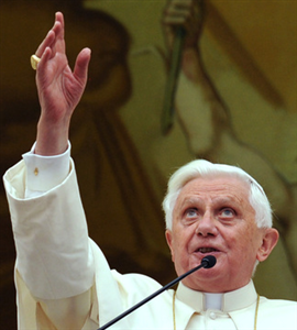 Bento XVI pede aos fiéis que nunca abandonem ou traiam Igreja