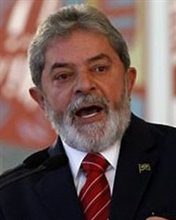 Lula: metade do dinheiro gasto com crise pode erradicar fome
