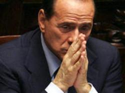 O primeiro ministro italiano, Silvio Berlusconi,emitiu nota sobre o aniversário do muro de Berlim