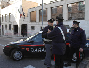 Bomba explode em tribunal na Itália