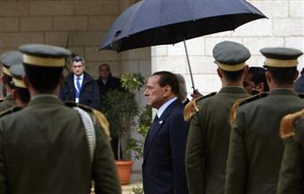 O premier italiano, Silvio Berlusconi, não viu barreira de concreto em Belém