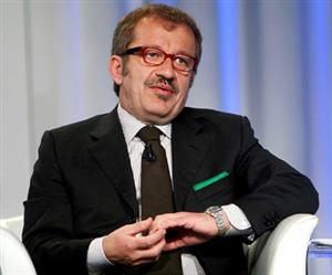Ministro do Interior, Roberto Maroni, quer criar decreto-lei contra imigrantes ilegais