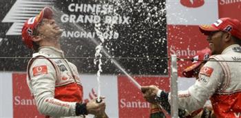 Button vence o GP da China