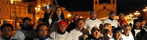 Italianos lembram um ano do trágico terremoto