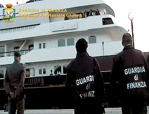 Briatore é acusado de fraude fiscal e tem iate apreendido na Itália