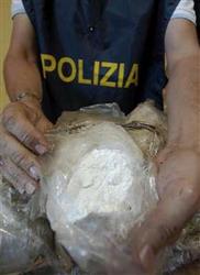 Itália desmantela rede de tráfico de cocaína sediada em convento