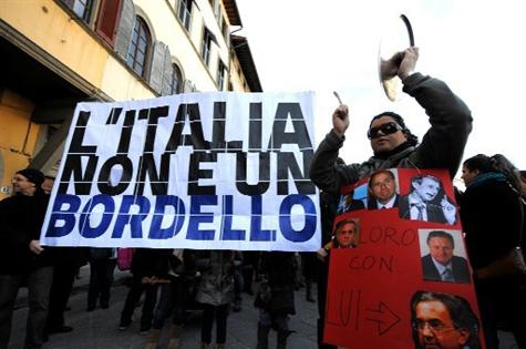Protesto contra Berlusconi