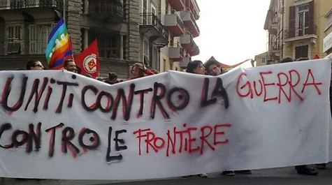 Ativistas se manifestam em Ventimiglia, divida da Itália e França