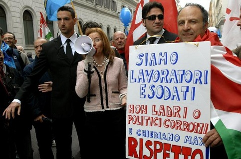Centrais sindicais italianas protestam em Roma em defesa dos trabalhadores desempregados