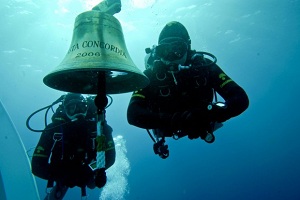 Foto do Navio Costa Concórida que naufragou na Itália