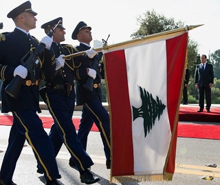 Primeiro-ministro italiano Mario Monti apoia o Líbano em crise no Oriente Médio