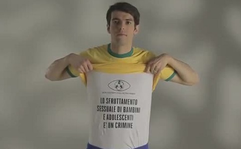 Kaká estrela campanha contra prostituição infantil